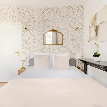 Cozy - Louvre - Sainte Anne Apartment Paris